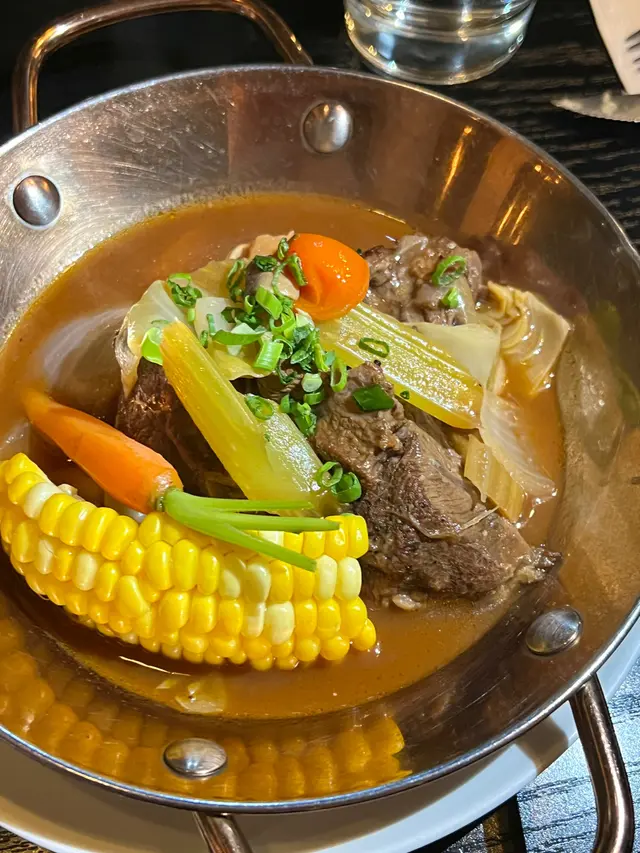 雜菜燴和牛面頰