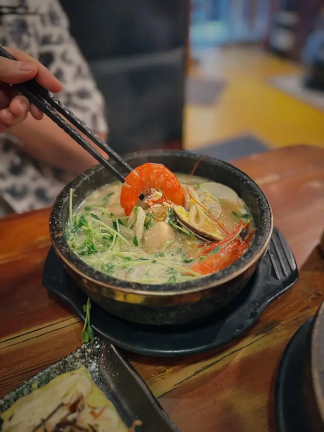 Daily Catch海鮮手打烏冬