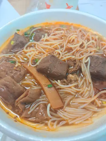 Cart Noodles with Three Ingredients 