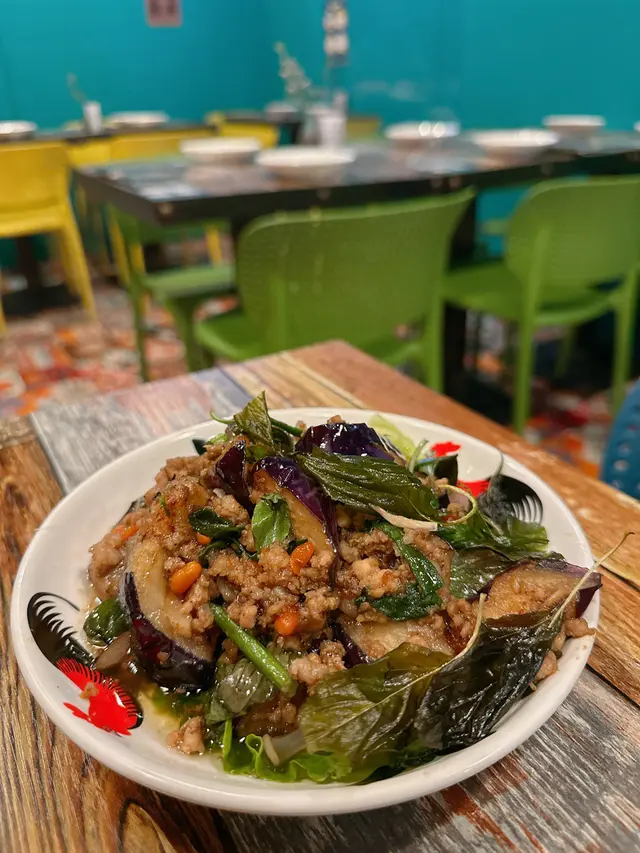 金不換炒肉碎茄子