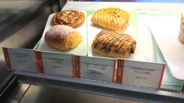 食物以輕食為主