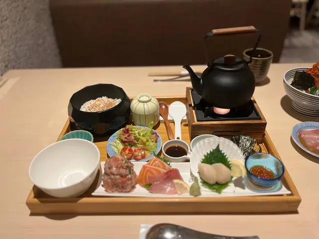 鯛出汁&刺身盛合御膳