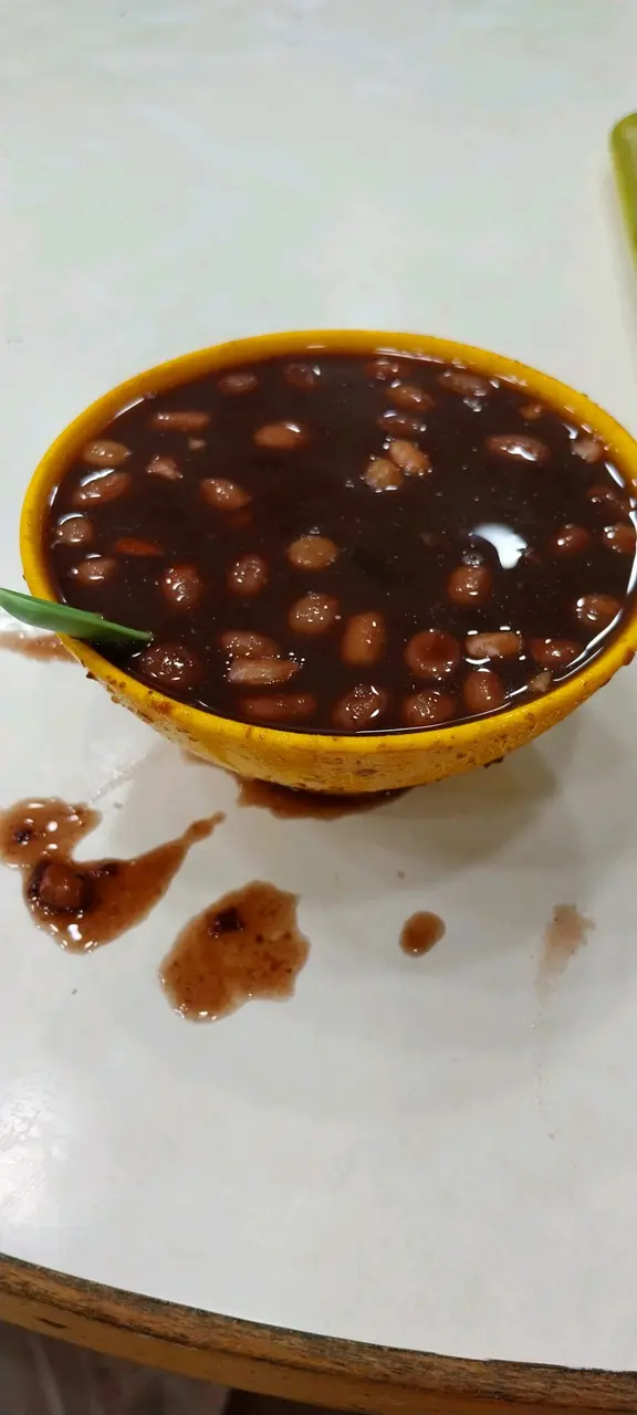 微溫嘅‘’熱‘’紅豆沙，勁甜