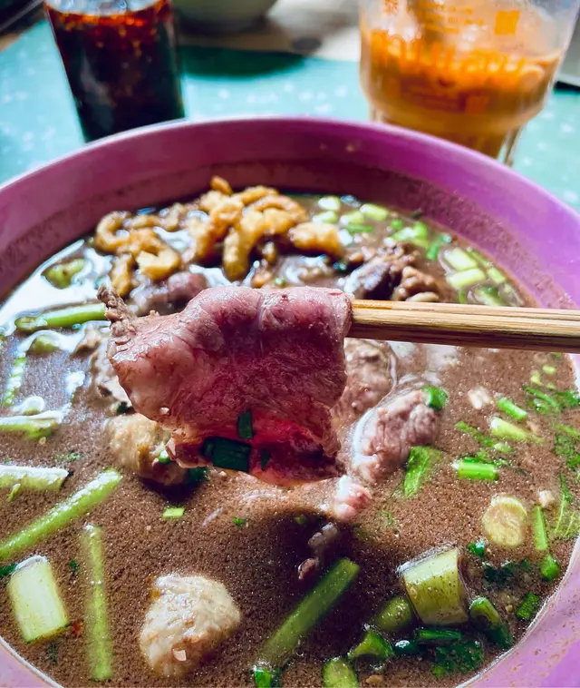 招牌泰式和牛濃湯河