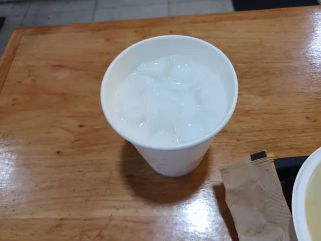 杯椰子冰好冰凍好重椰子味。