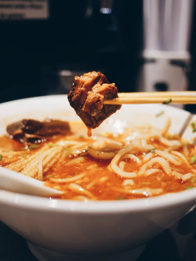 玉米筍辣麻味噌拉麵