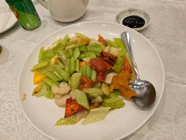 翡翠蚌仁玉帶子