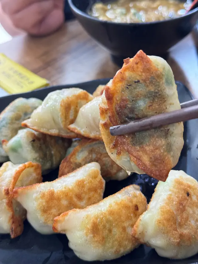 香煎餃子
