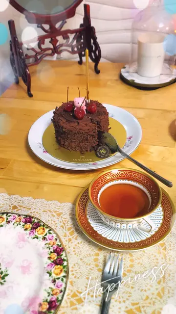 GRANDE BLACK FOREST CAKE