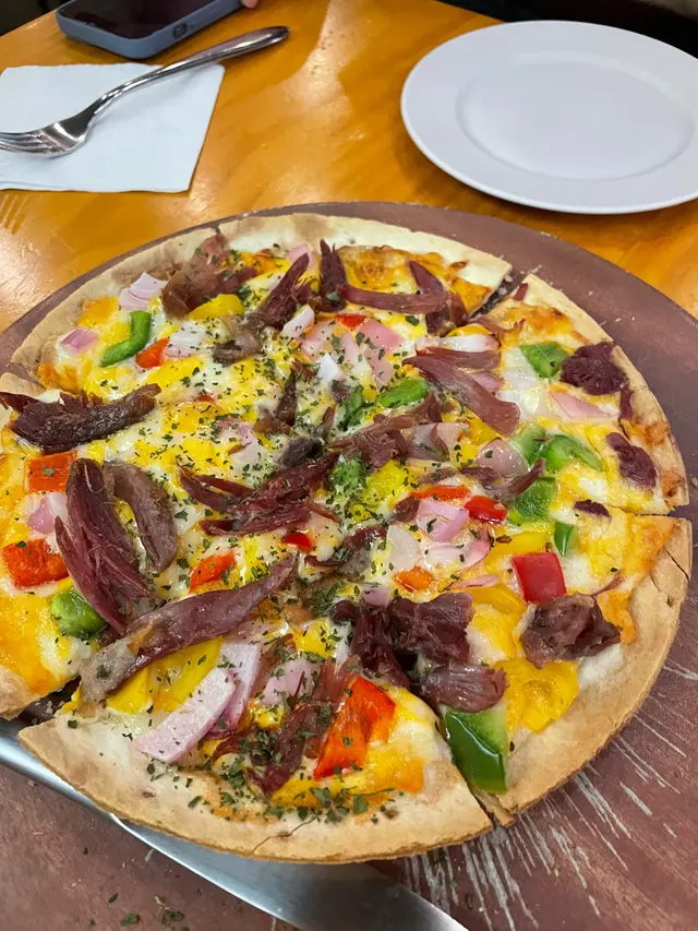 手撕德國鹹豬手薄餅