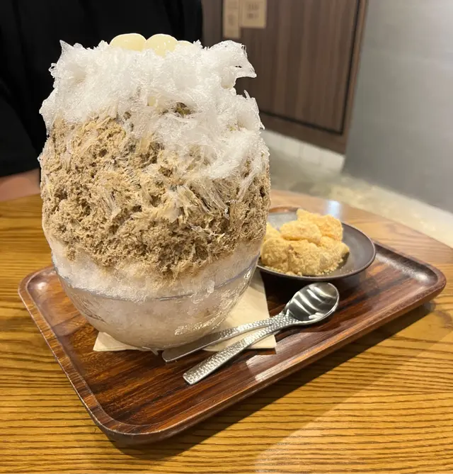 伯爵奶茶配白玉