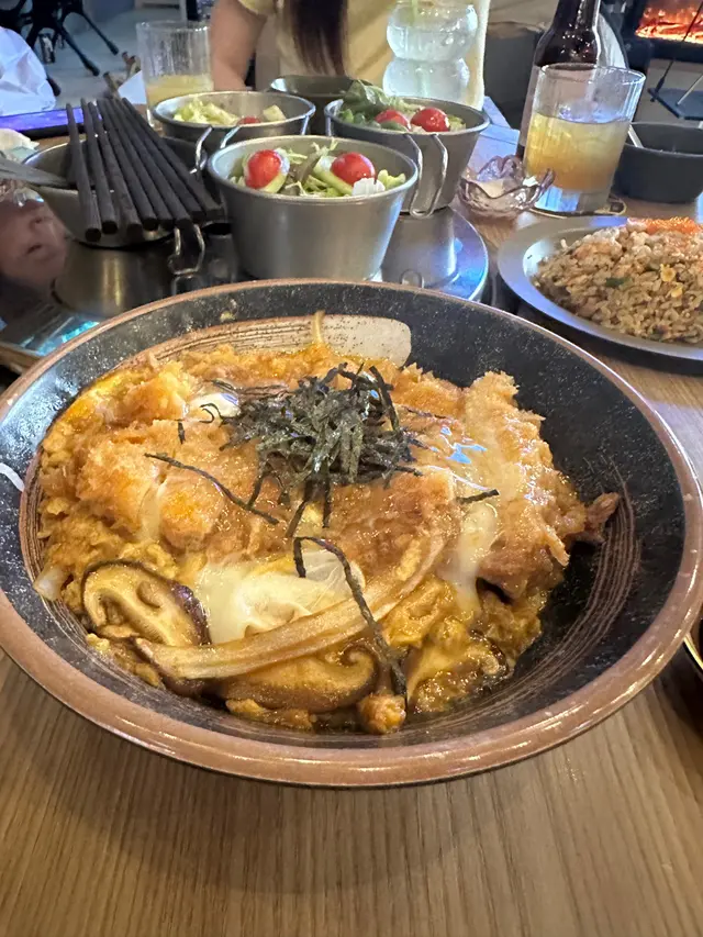 滑蛋吉列豬扒定食