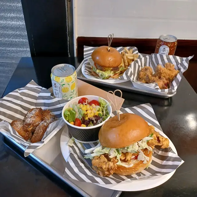 手打安格斯牛漢堡餐