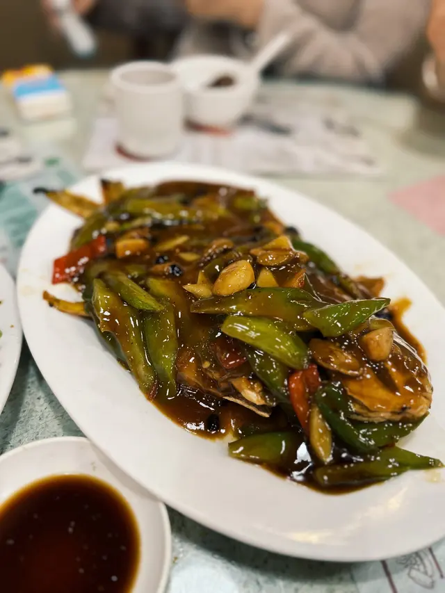 豉椒汁非常濃郁，涼瓜非常入味，䱽魚好大條又新鮮，唔會食到魚腥味 ，10分推薦