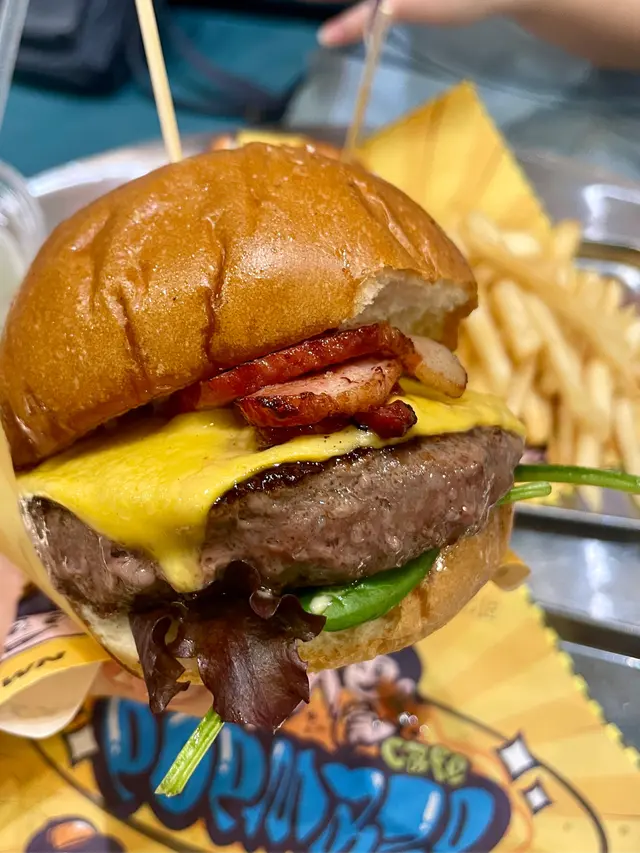 和牛煙肉芝士漢堡