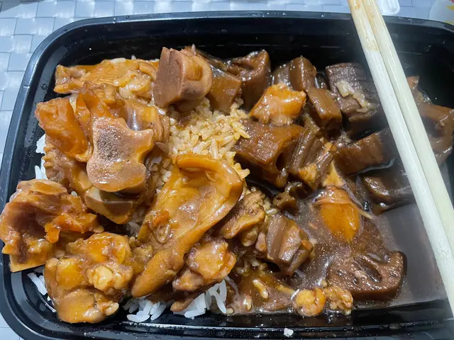 南乳蓮藕豬手飯