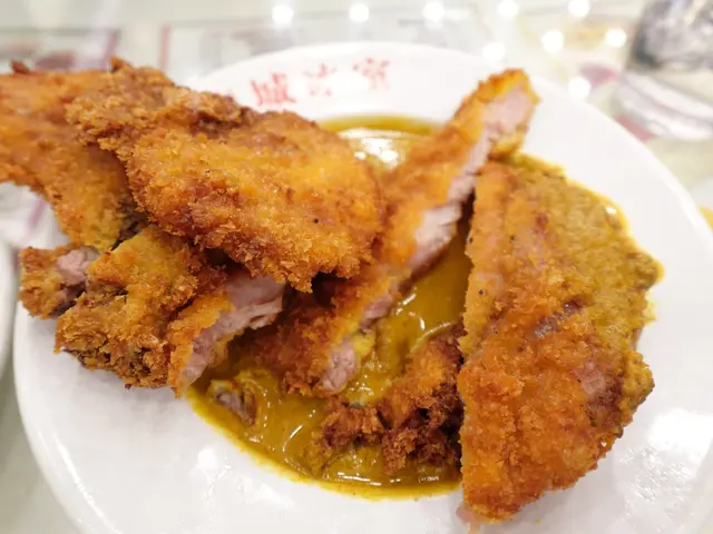 咖喱吉列豬扒飯