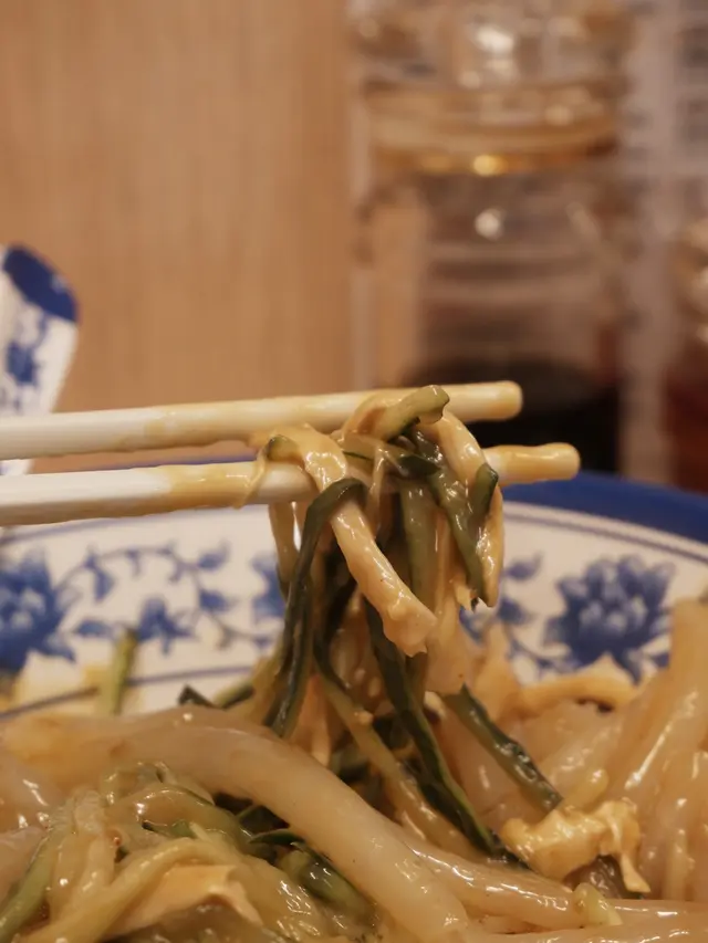 麻醬手撕雞粉皮