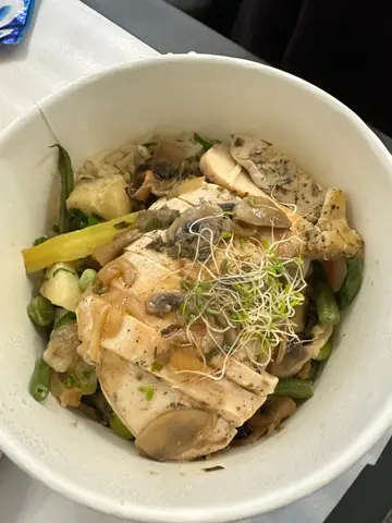 Hunter Chicken  with  brown  rice