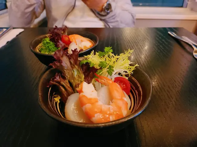 日本麵豉帶子薄片配鮮蝦肉