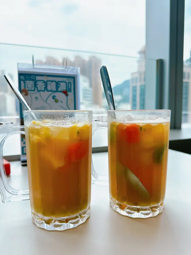 新鮮水果烏龍茶
