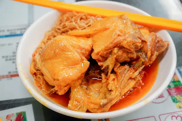 椰汁咖喱雞撈麵
