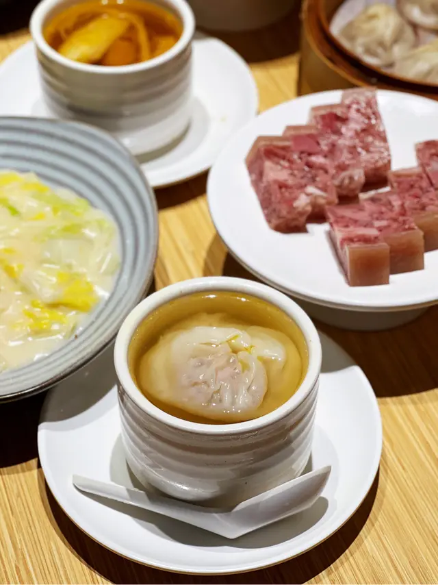 雲吞雞湯