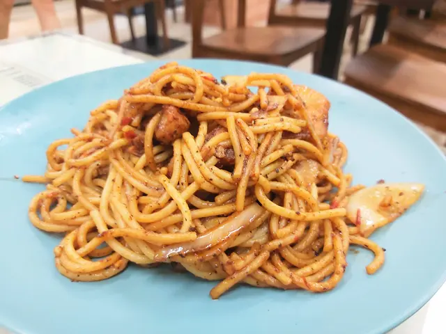豬扒炒意粉