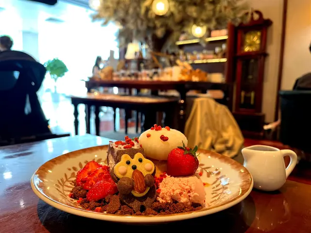 春日士多啤梨布丁盛合