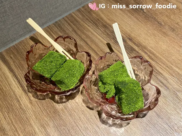 抹茶蕨餅配紅豆