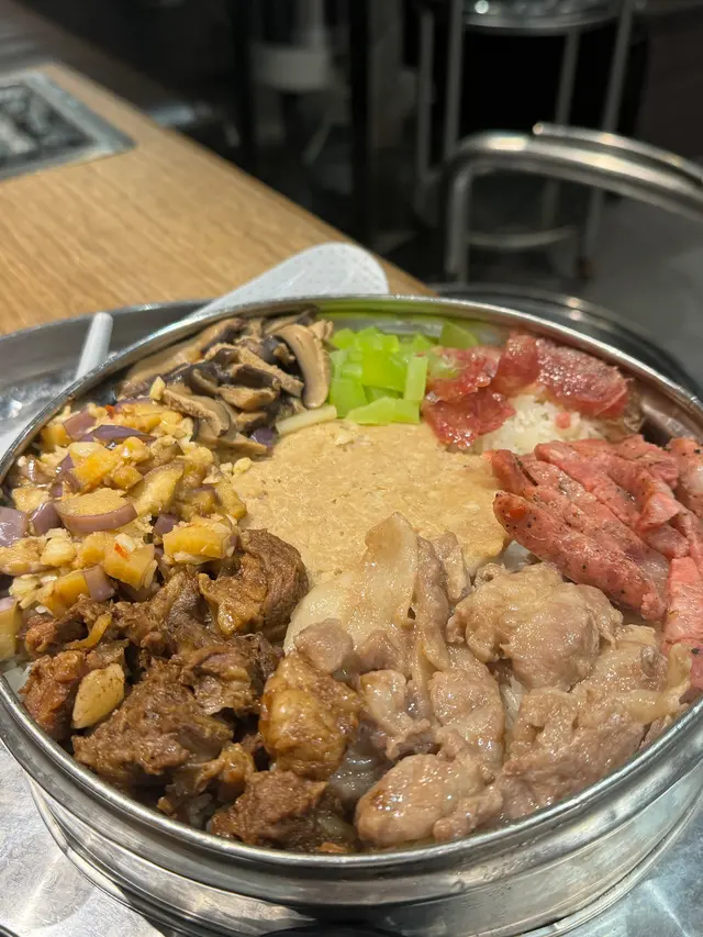 鍋心王牌八寶蒸飯