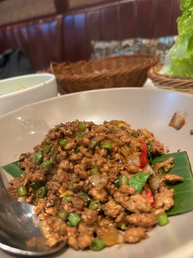 泰式香肉碎羅勒葉包