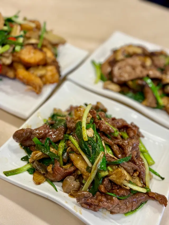 薑蔥蜆芥炒牛肉