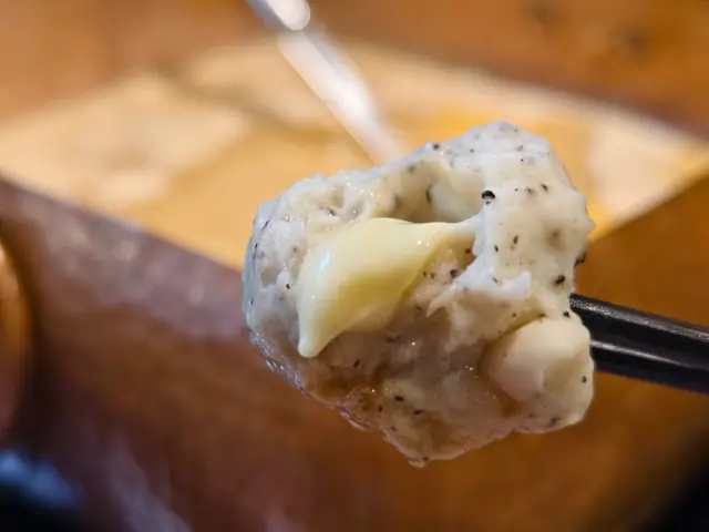 松露芝心墨魚丸