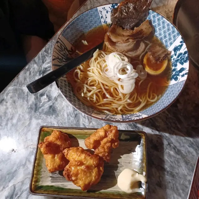 日式拉麵餐