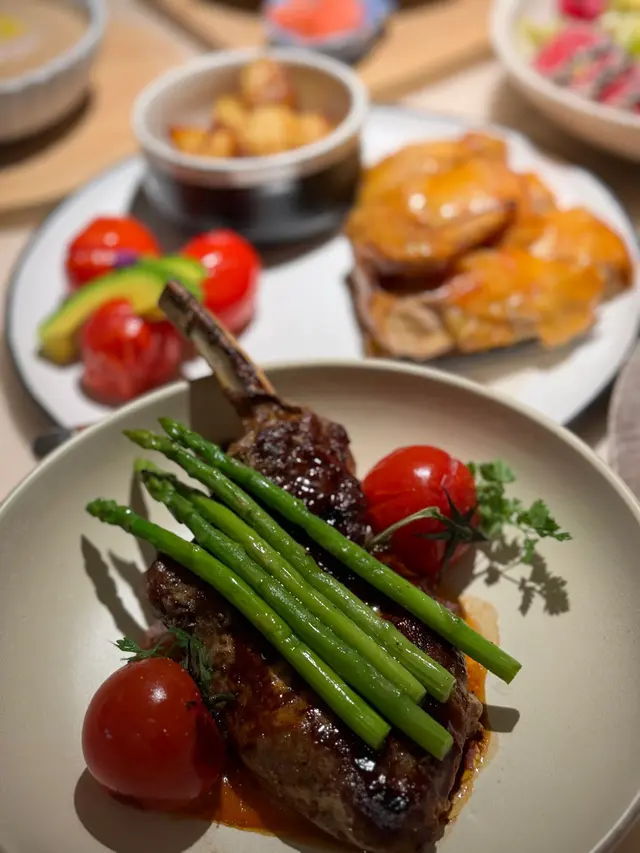 切的時候還以為很乾,但入口非常鮮嫩👍🏻