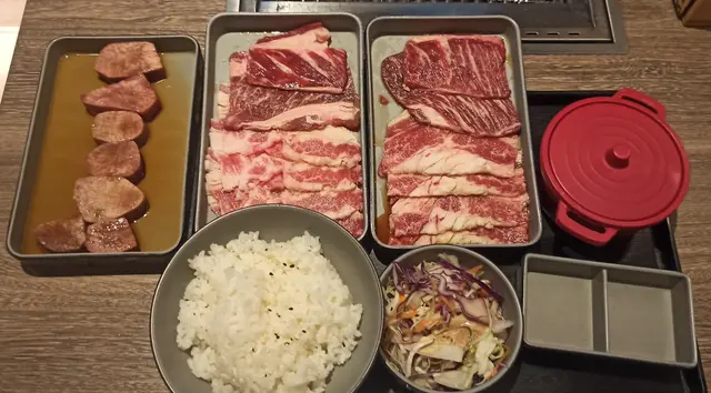 200g 牛小排 牛胸腹 燒肉定食 + 100g 厚切牛舌心