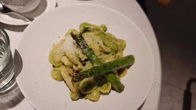 青醬雞肉美國露荀扁意粉