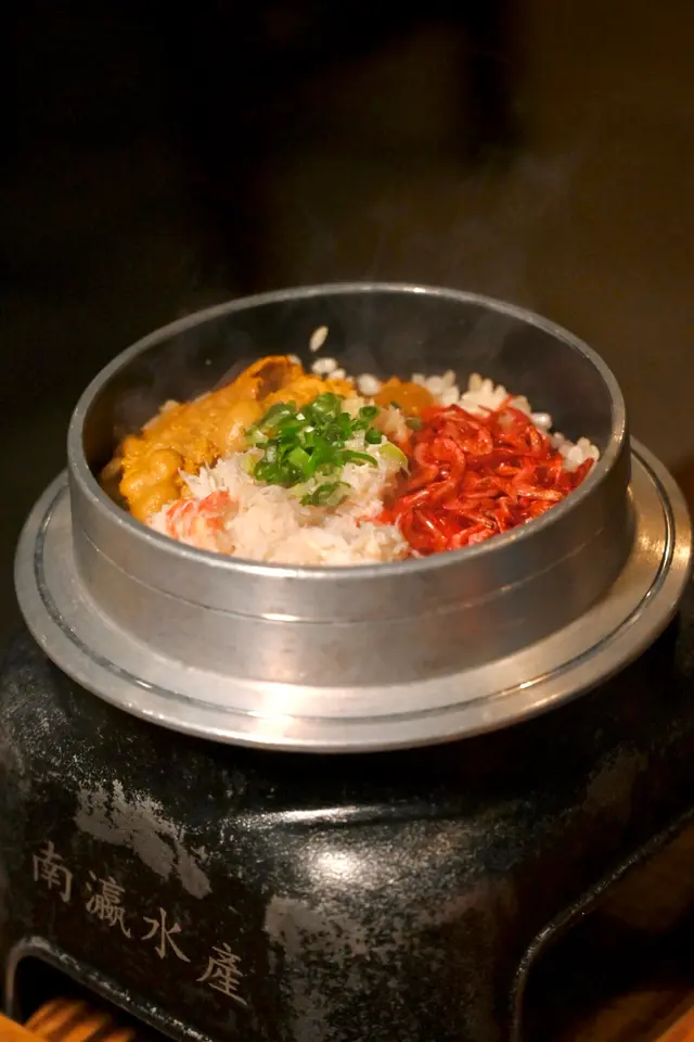 松葉蟹海膽釜飯