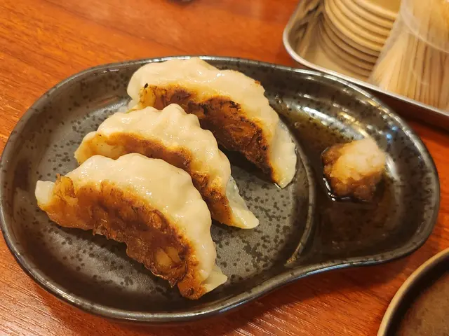 炸餃子