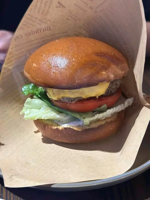 手打安格斯漢堡