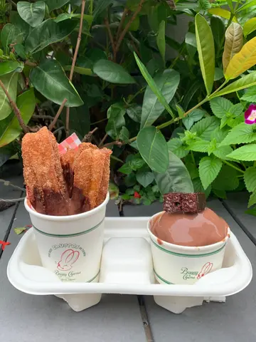 王卡卫朱古力厂