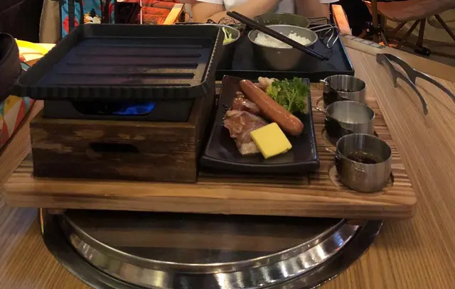 柚子胡椒日本赤雞肉及黑豚芝士腸(100g)