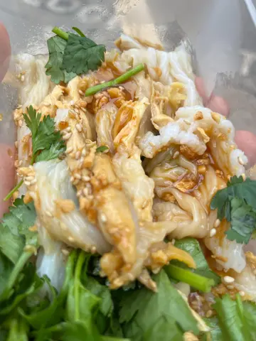 手撕雞腸粉