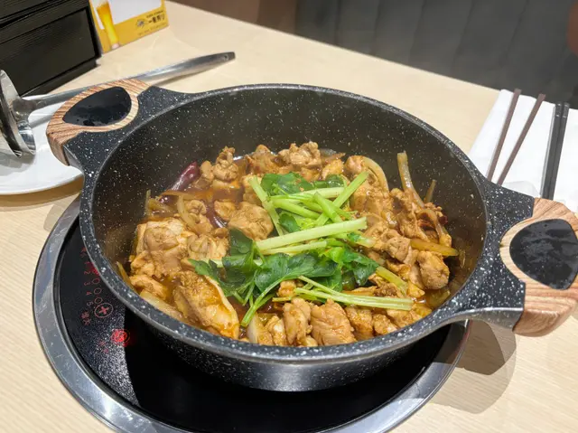 麻辣惹味雞煲