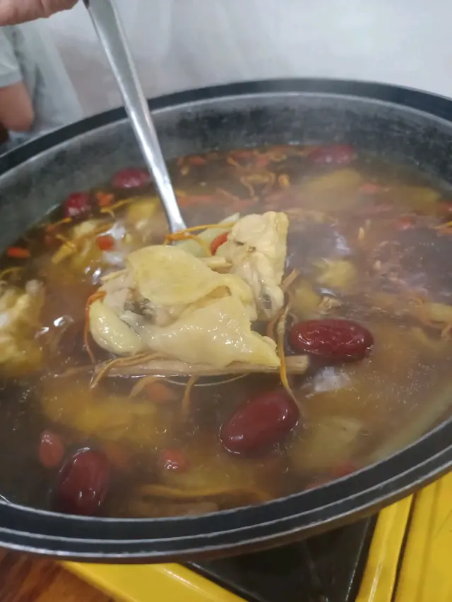 藥膳醉雞鍋