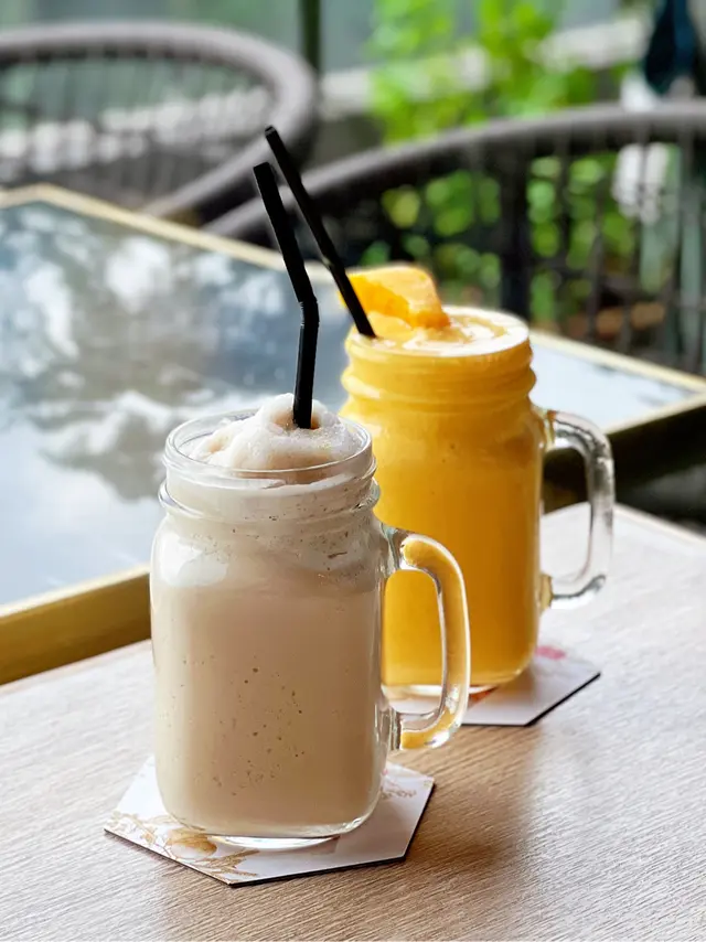 Hazelnut Coffee Milkshake