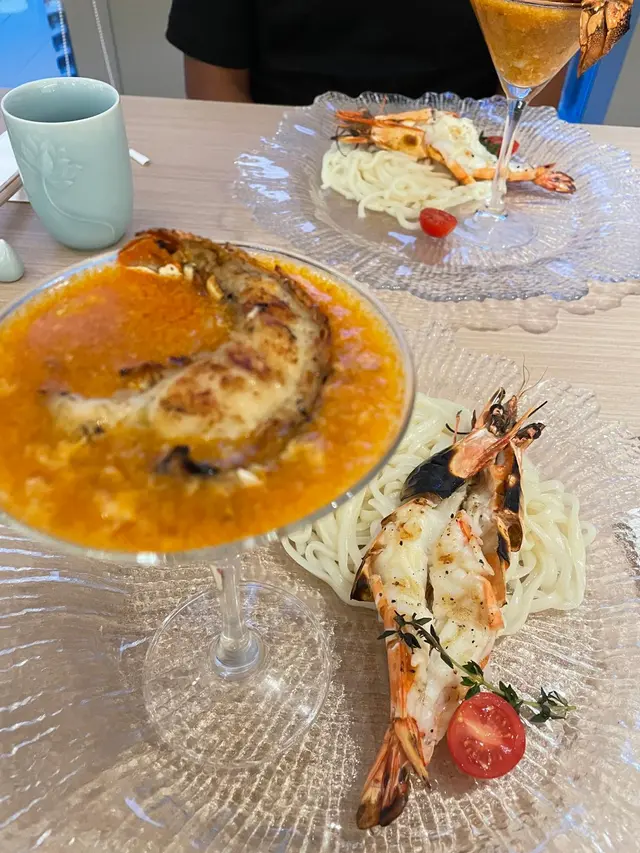 瀑布 龍蝦 大蝦 烏冬