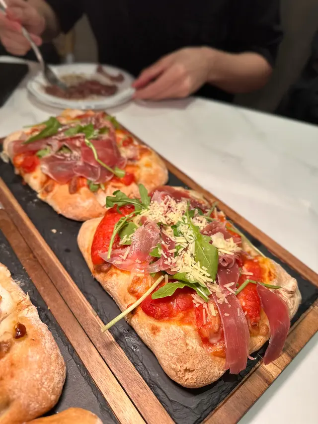 巴馬火腿酸種薄餅