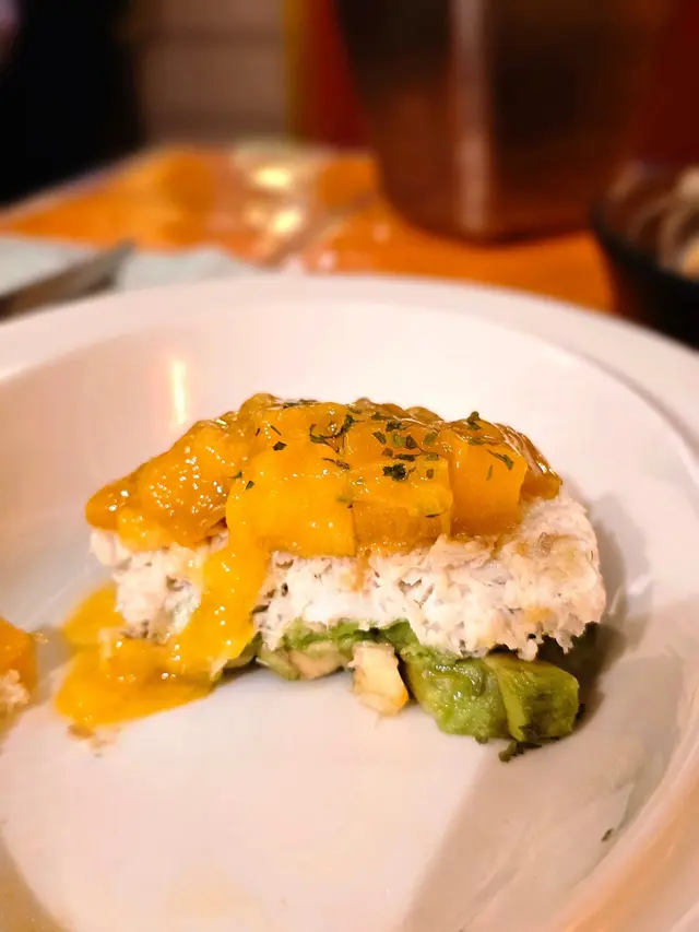 牛油果芒果蟹肉他他